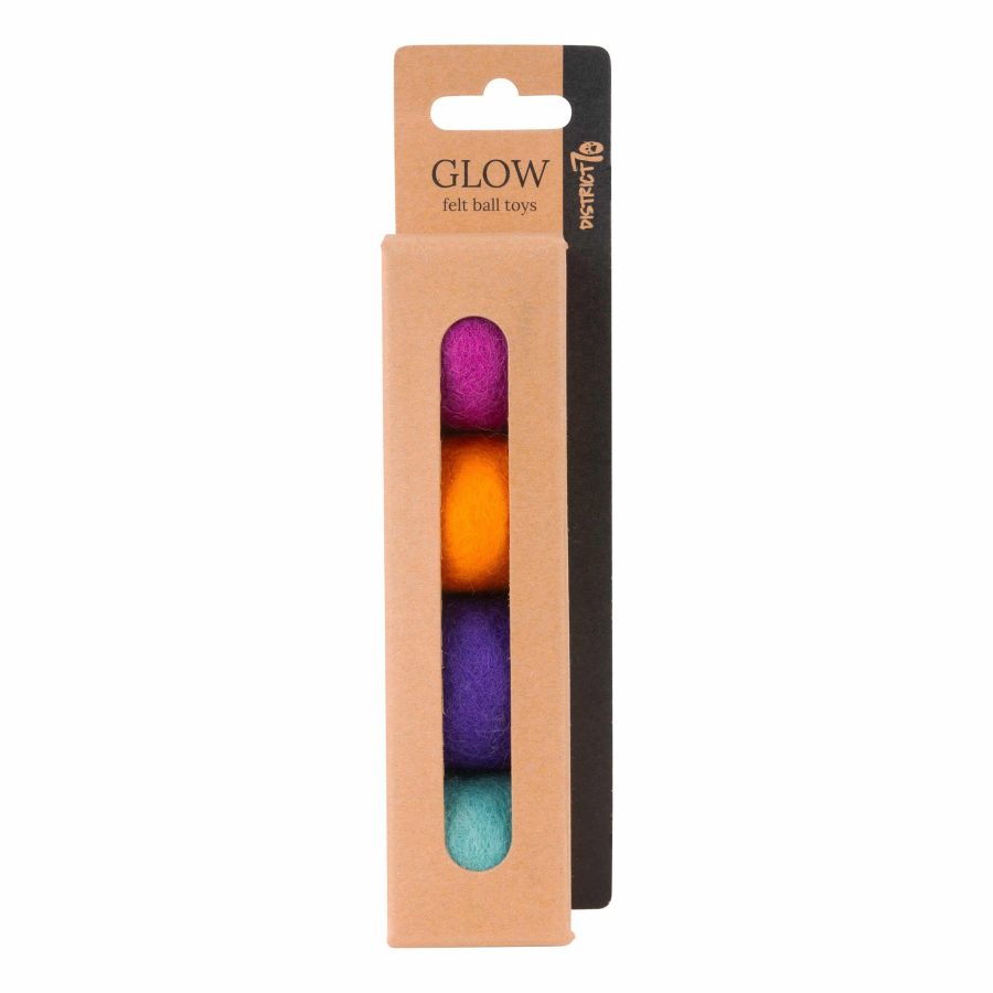 District 70 Filtbollar Glow 4-p